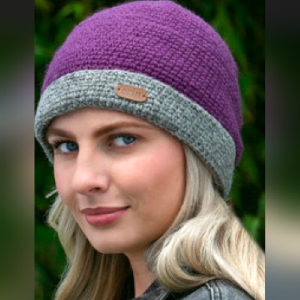 Erin Knitwear Ireland 100% Wool Crochet Beanie Hat NWT